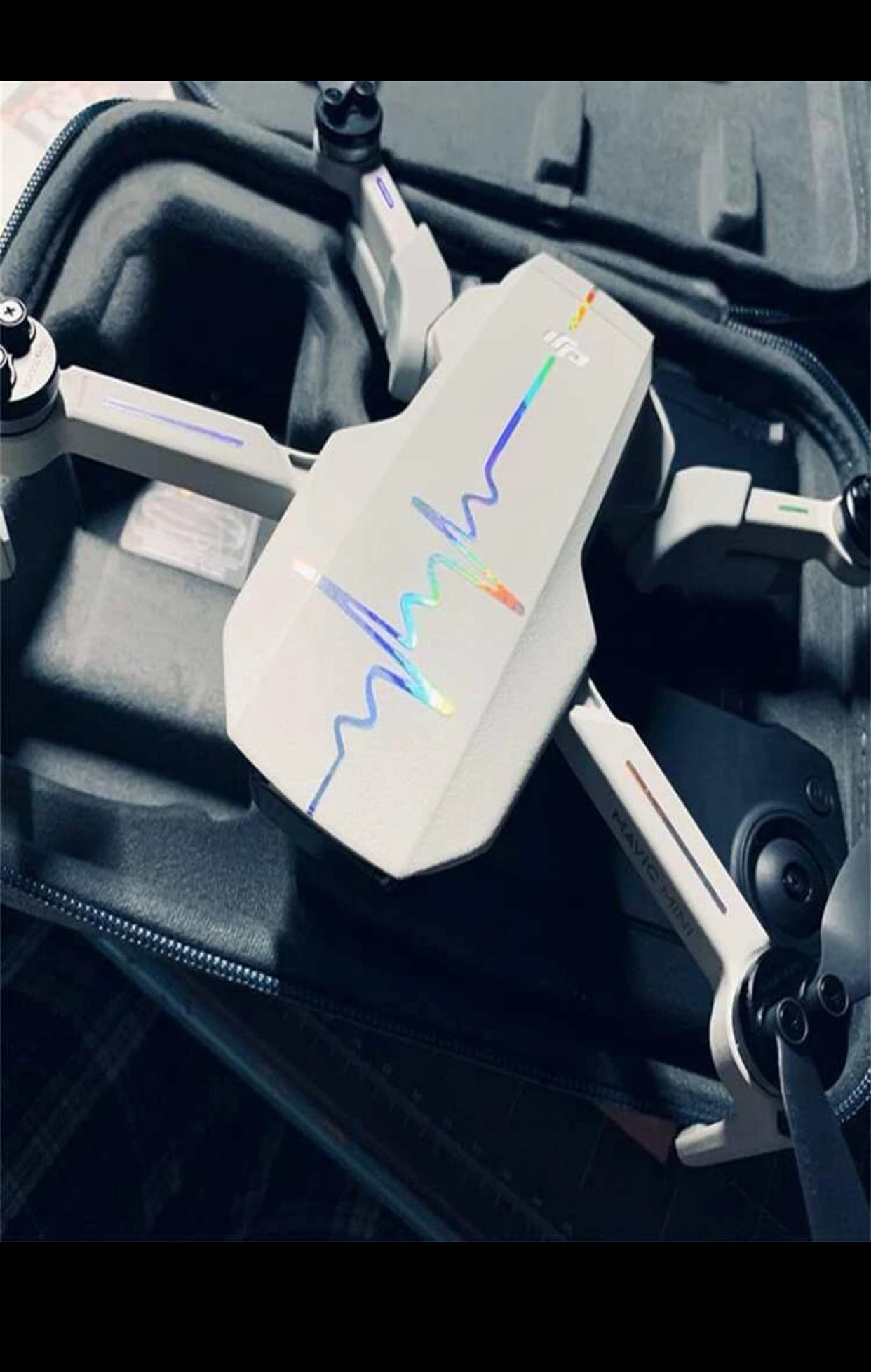 2pcs Heartbeat Pattern Car Sticker (imported).